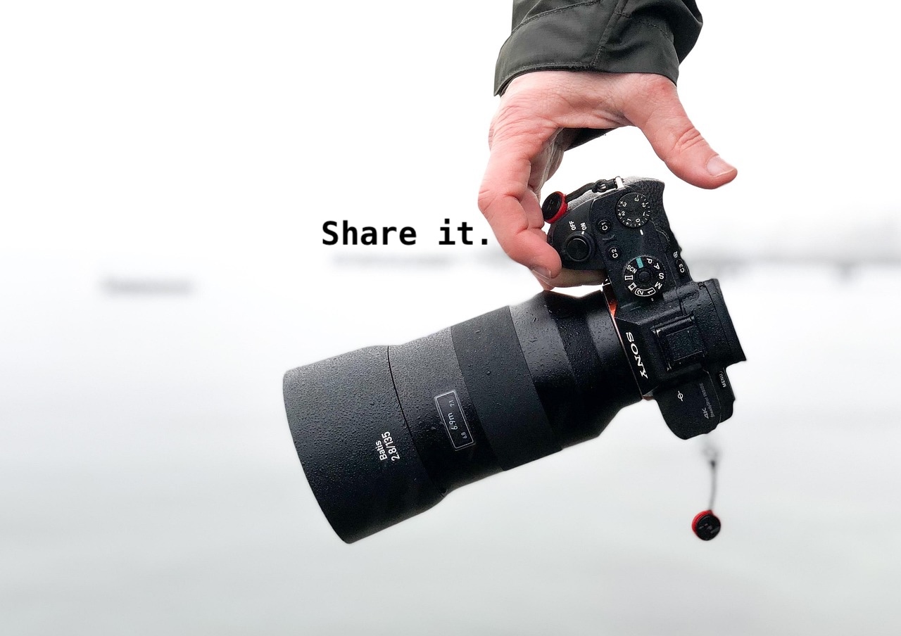 DSLR camera